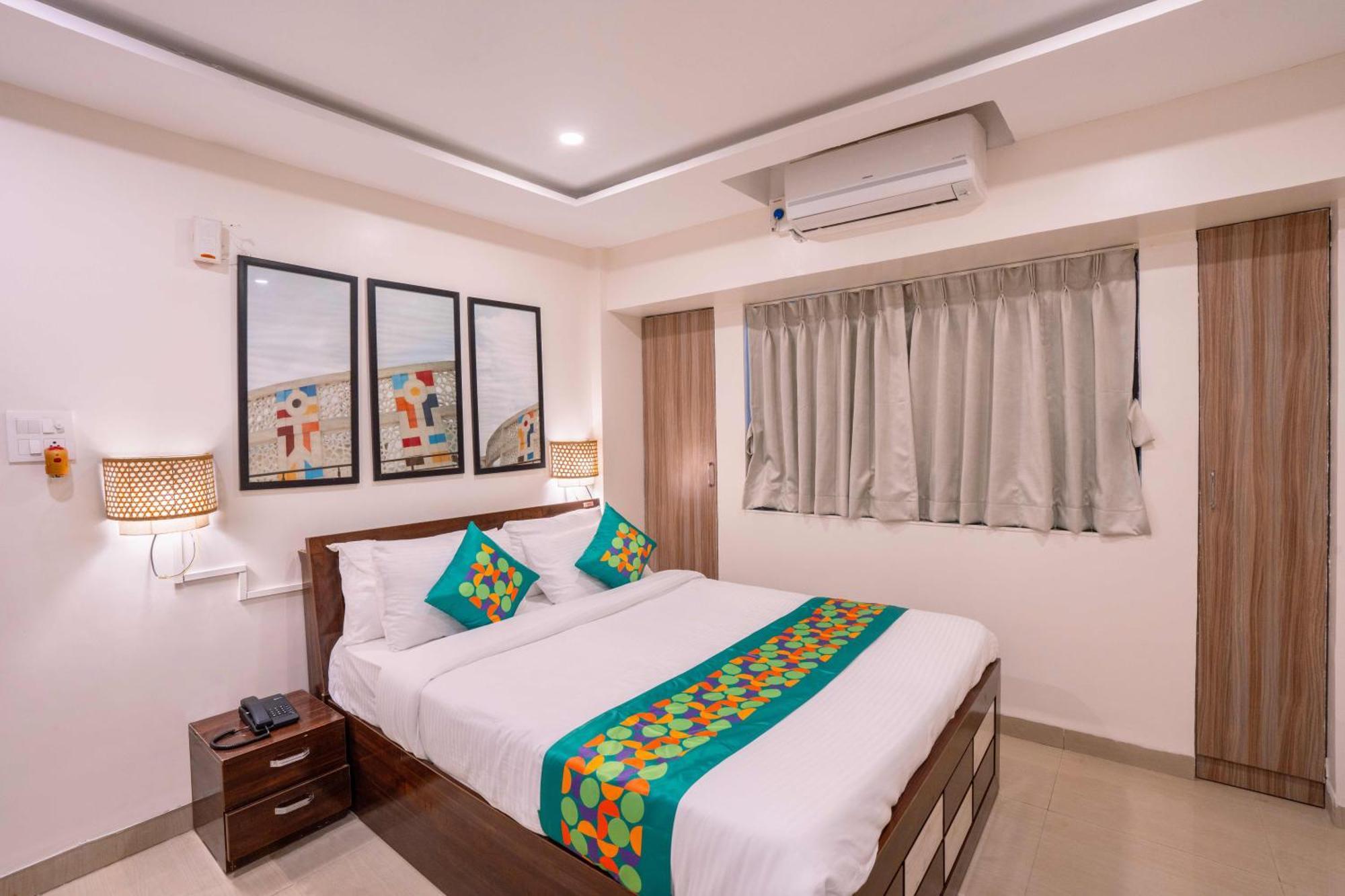 Treebo Royal Comfort Atithi Pune Exterior photo